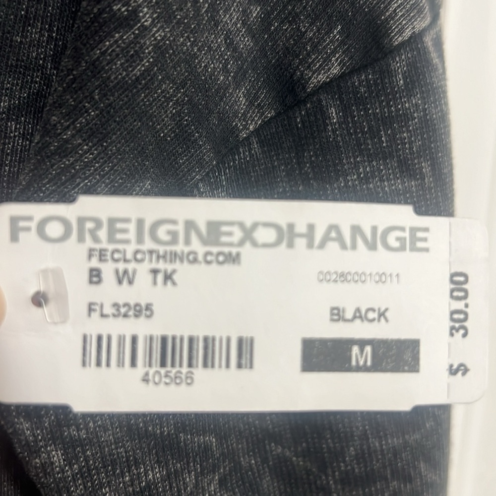 Foreign Exchange Size M Crop Top Sweater - Picture 6 of 6